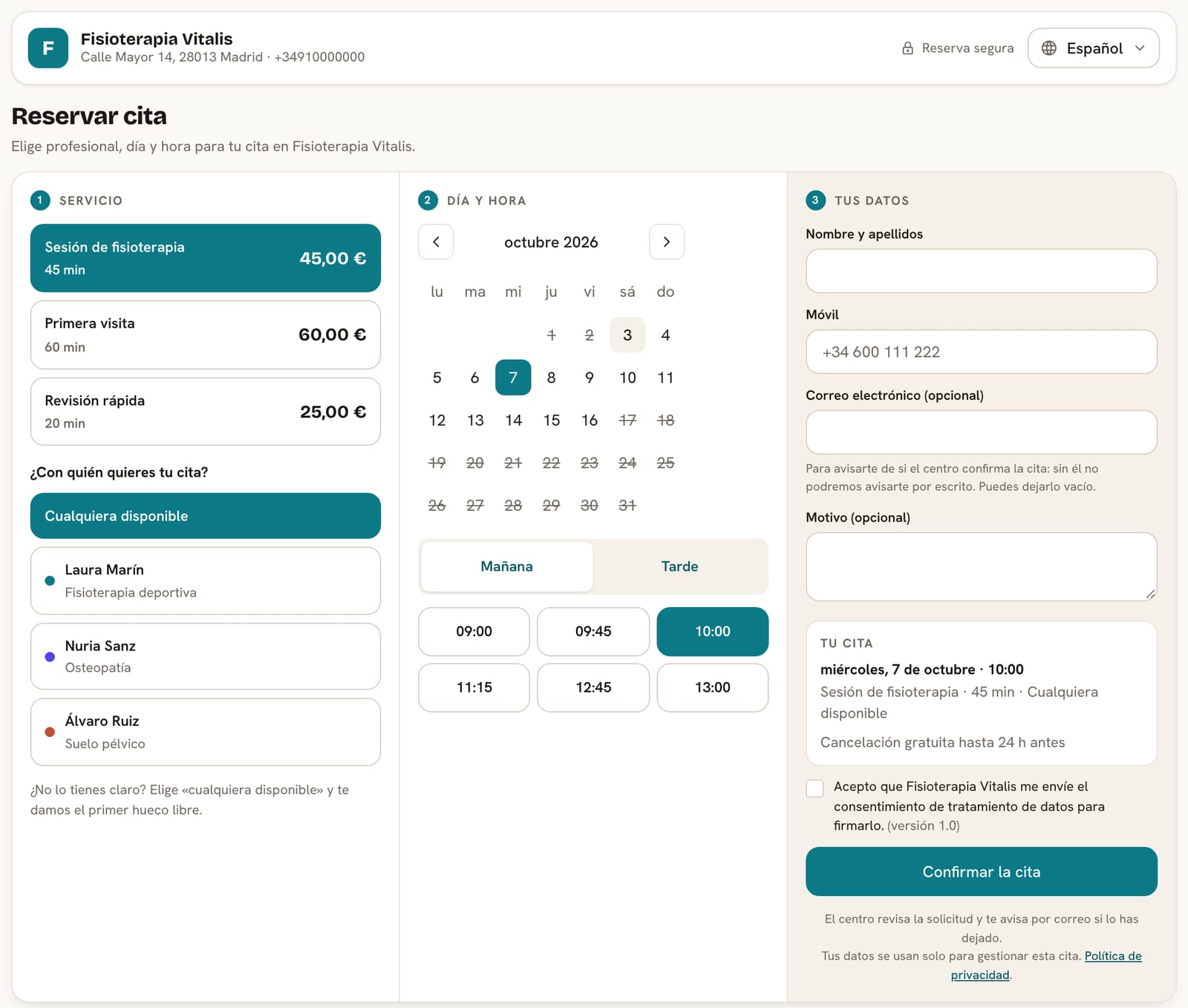 Página de reserva online de un centro de demostración: a la izquierda los servicios con su precio y los profesionales, en el centro el calendario de octubre con el miércoles 7 y las 10:00 seleccionados, y a la derecha los datos del cliente y el resumen de la cita.